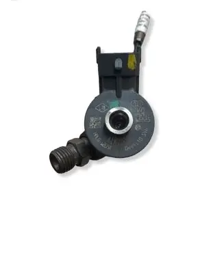 Nissan X-Trail T32 Fuel injector 0445110546