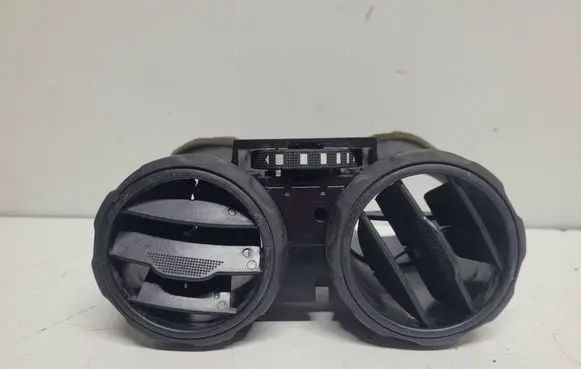 Land Rover Discovery 4 - LR4 Dash center air vent grill JBD500062