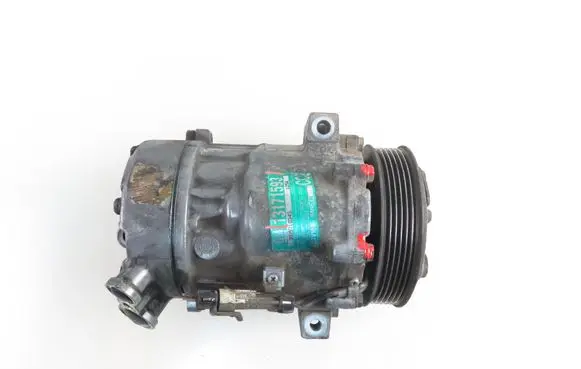 Opel Signum Air conditioning (A/C) compressor (pump) 13171593