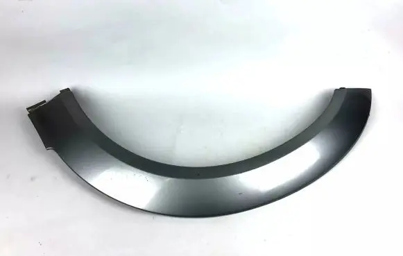 Subaru Outback Front arch trim 
