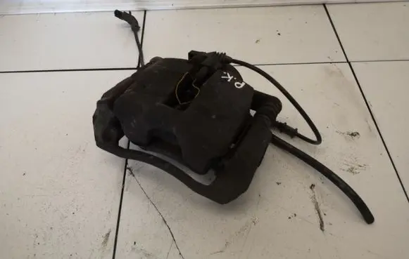 Mercedes-Benz A W169 Front brake caliper MBA