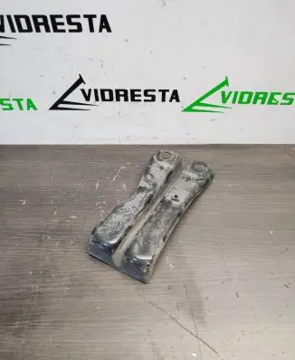 Audi A3 S3 A3 Sportback 8P Radiator support slam panel bracket 8P0805201A