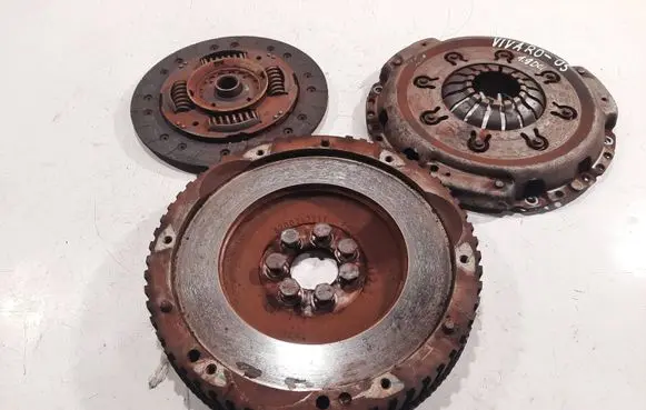 Opel Vivaro Clutch set kit 8200247241
