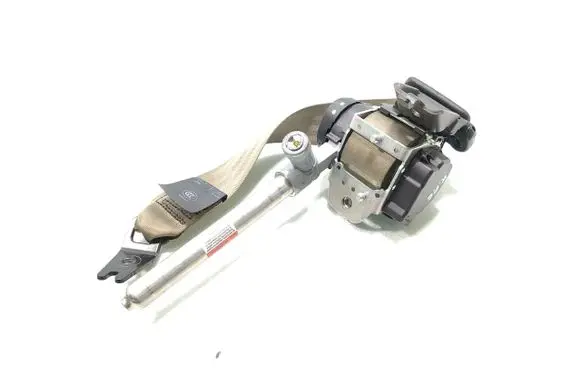 Volvo V70 Rear seatbelt 39859394