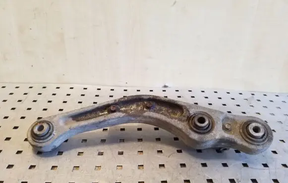 Rear upper control arm/wishbone