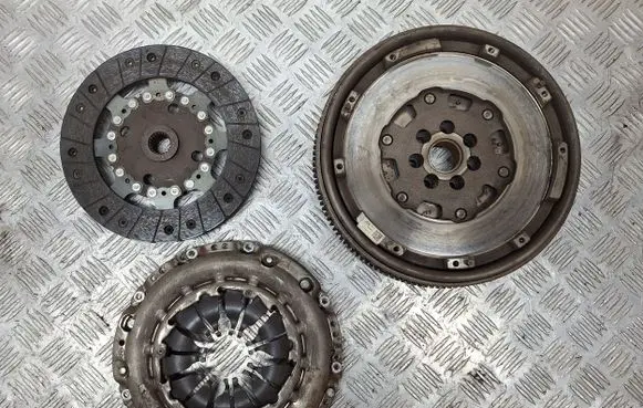 Nissan Juke I F15 Clutch set kit 1231000Q4J C021000QAE 123108271R