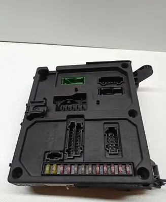 Volkswagen Sharan Fuse module 7M0962258H 29708517 S108145100G