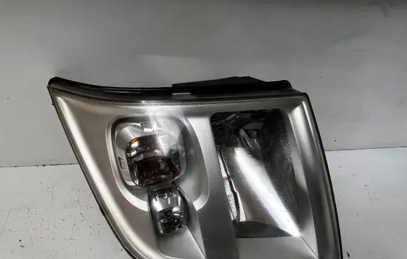 Ford Transit Headlight/headlamp 301112W030 10100748