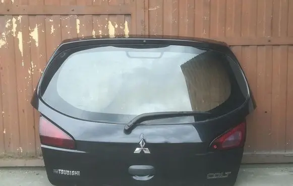 Mitsubishi Colt Tailgate/trunk/boot lid klapaCOLT6