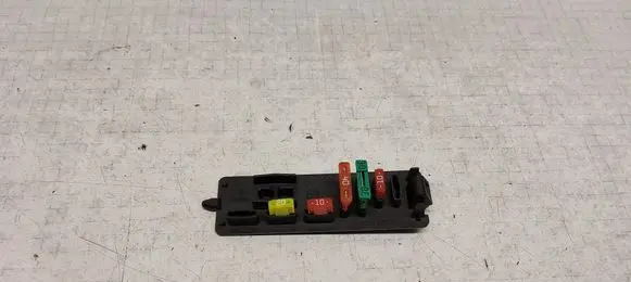 Citroen C5 Fuse box cover 9637466280