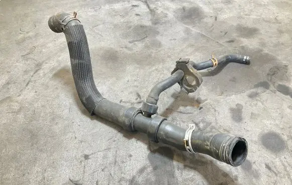 Renault Espace - Grand espace IV Engine coolant pipe/hose