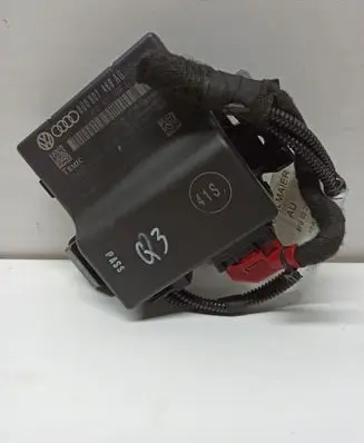 Audi RSQ3 Gateway control module 