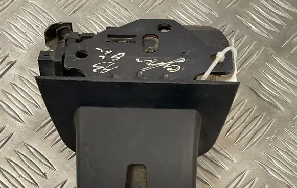 Audi A3 S3 8P Tailgate/trunk/boot lock/catch/latch 8P4827520