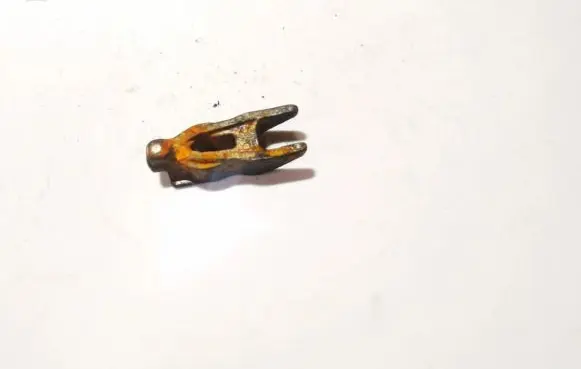 Opel Grandland X Fuel Injector clamp holder