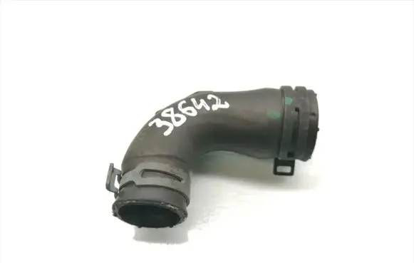 Mercedes-Benz Vito Viano W447 Engine coolant pipe/hose A6512000082