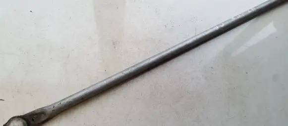 Honda CR-V Front wiper linkage and motor