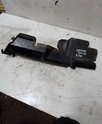 Renault Scenic III - Grand scenic III Intercooler air guide/duct channel 214982539R