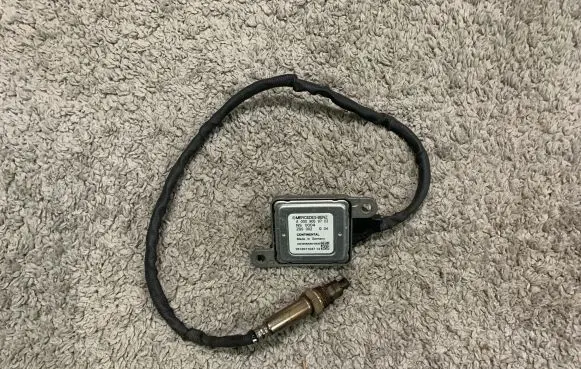 Mercedes-Benz E W212 Lambda probe sensor A0009059703