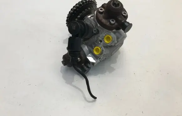 Mercedes-Benz GLE W167 Fuel injection high pressure pump A6560705100 0445010837