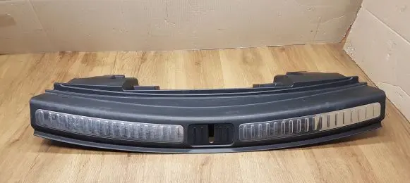 Porsche Macan (95B) Trunk/boot sill cover protection 95B864483