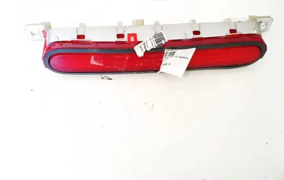 Toyota Corolla Verso AR10 Third/center stoplight