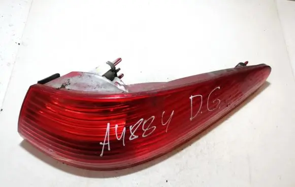 Peugeot 607 Rear/tail lights