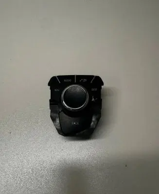 Opel Insignia A Multifunctional control switch/knob 13310070