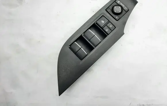 Toyota RAV 4 (XA50) Electric window control switch 8404042030