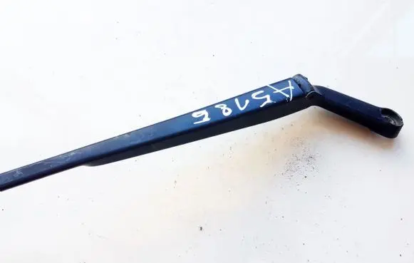Skoda Octavia Mk1 (1U) Front wiper blade arm 1J1955410