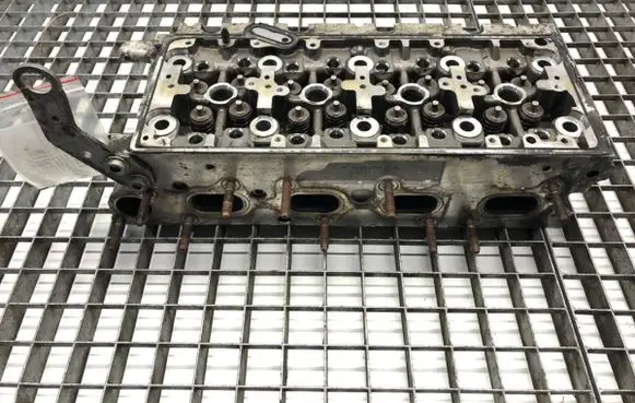 Audi A3 S3 8V Engine head 04L103373E