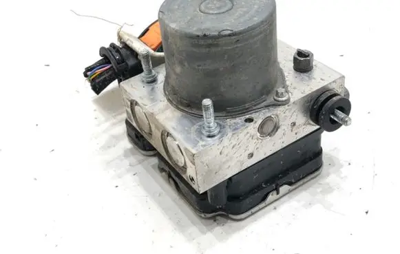Peugeot 208 ABS Pump 9842417680