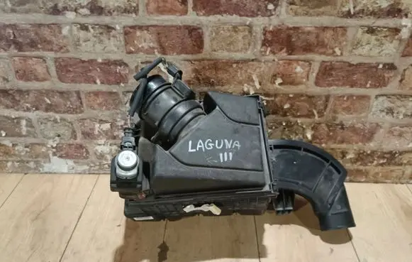 Renault Laguna III Air filter box cover 