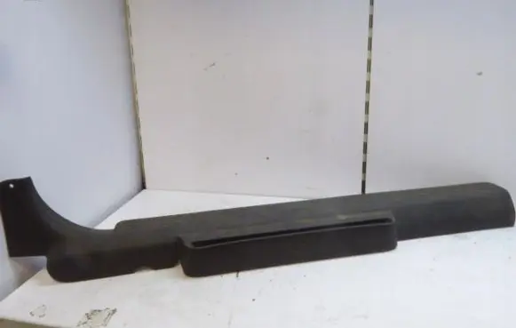 Opel Corsa C Bottom trim 09114819