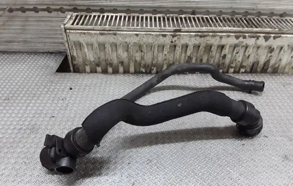 Audi A4 S4 B7 8E 8H Engine coolant pipe/hose