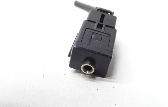 Skoda Octavia Mk3 (5E) AUX in-socket connector 5Q0035724