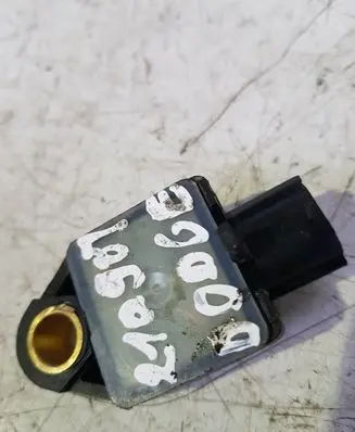 Dodge Caliber Airbag deployment crash/impact sensor P04896061AA