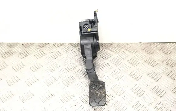 Seat Cordoba (6L) Accelerator throttle pedal 0280755067 882200428 YB3