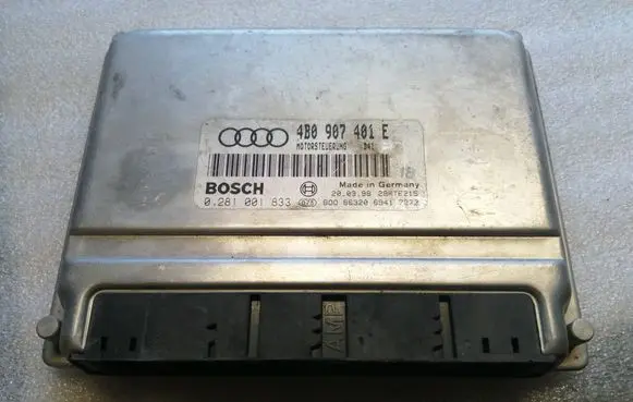 Audi A4 S4 B5 8D Engine control unit/module 4B0907401E 28RTE215 0281001833