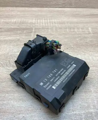 Opel Signum Comfort/convenience module 13168781 359171