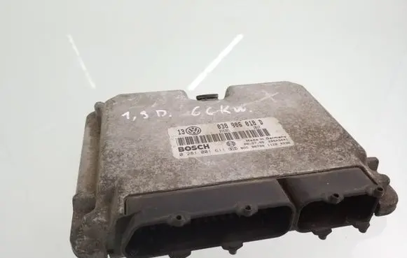 Volkswagen Golf IV Engine control unit/module 038906018D 0281001611