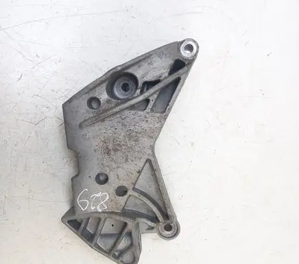 Volkswagen Golf VI Engine mounting bracket 06J199207P