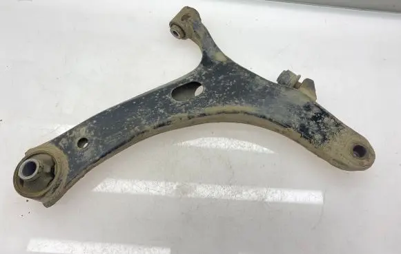 Subaru Outback Front lower control arm/wishbone