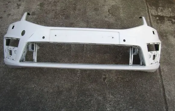 Skoda Octavia Mk3 (5E) Front bumper