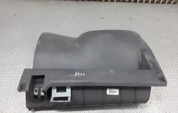 Hyundai Tucson JM Dashboard lower bottom trim panel 