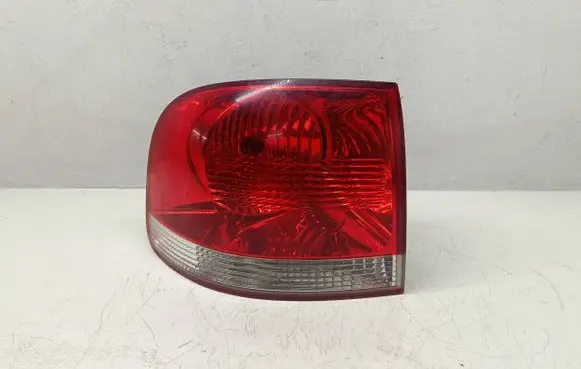 Volkswagen Touareg I Rear/tail lights 7L6945095K