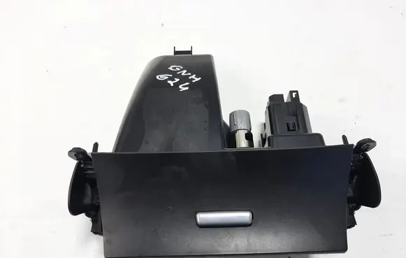 Car ashtray