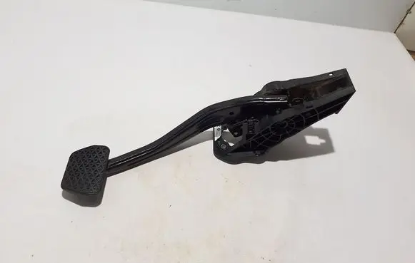 BMW X5 G05 Brake pedal 6873112