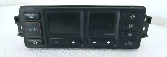 Audi A4 S4 B5 8D Climate control unit 8L0820043