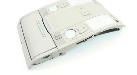 Audi A6 S6 C6 4F Front seat light 4F0947135BQ 18550346 18012007