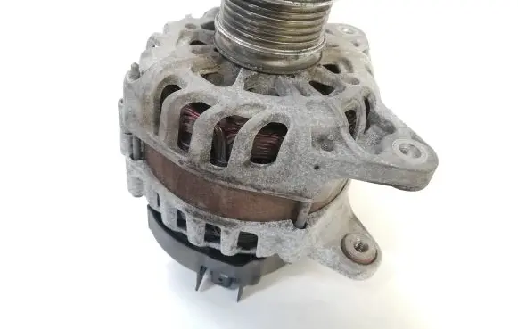 Renault Captur Generator/alternator 2714146A TG12S275